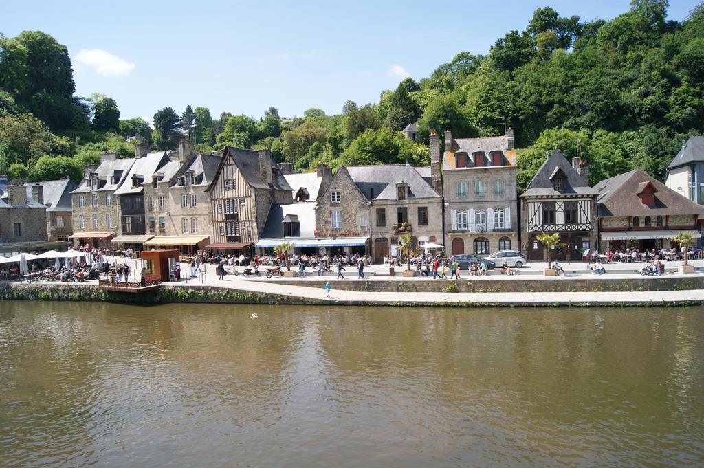Apartament Au Fil De L'Eau - Le Bord De Rance Dinan Zewnętrze zdjęcie